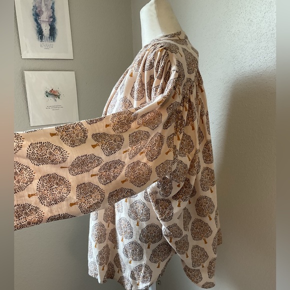 Matta Bheeti Treetop Top Size Medium in Gold - Picture 7 of 12